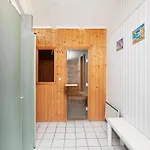 Nyaraló 4 Star Holiday Home In Lokken