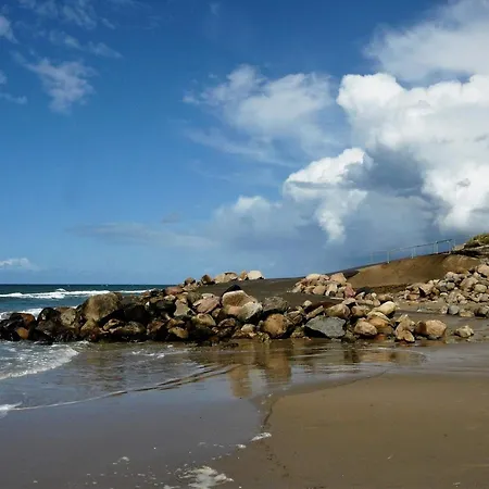 Дом отдыха Seaside Panorama Retreat - By Traum Ferienwohnungen Лёккен